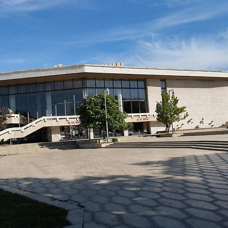 L'Escale - Ultracentral Craiova Buitenkant foto